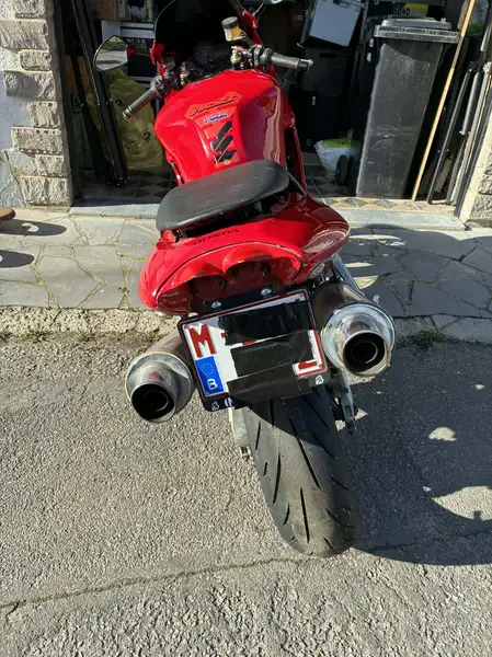 Honda VTR 1000 - foto 4