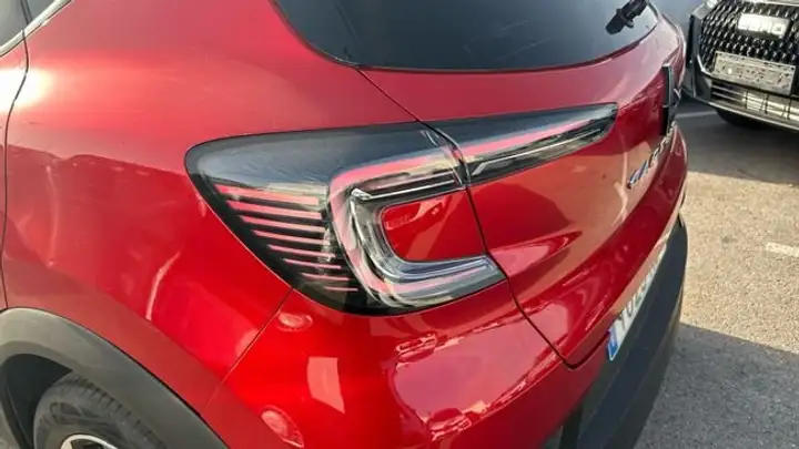 Renault Captur 2025, foto 15