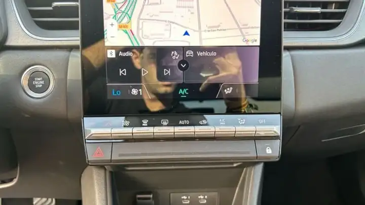 Renault Captur 2025, foto 18