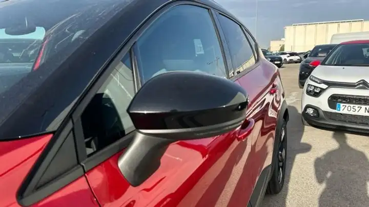 Renault Captur 2025, foto 16