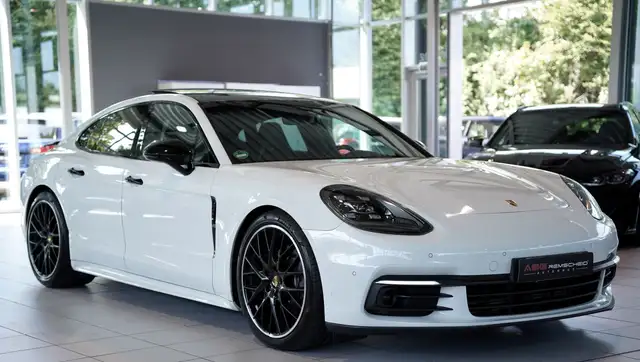 Porsche Panamera view 2