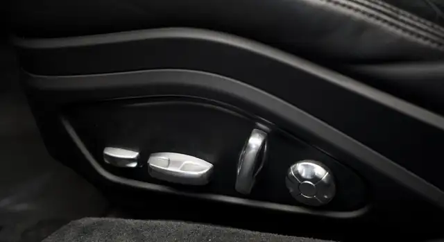 Porsche Panamera view 20