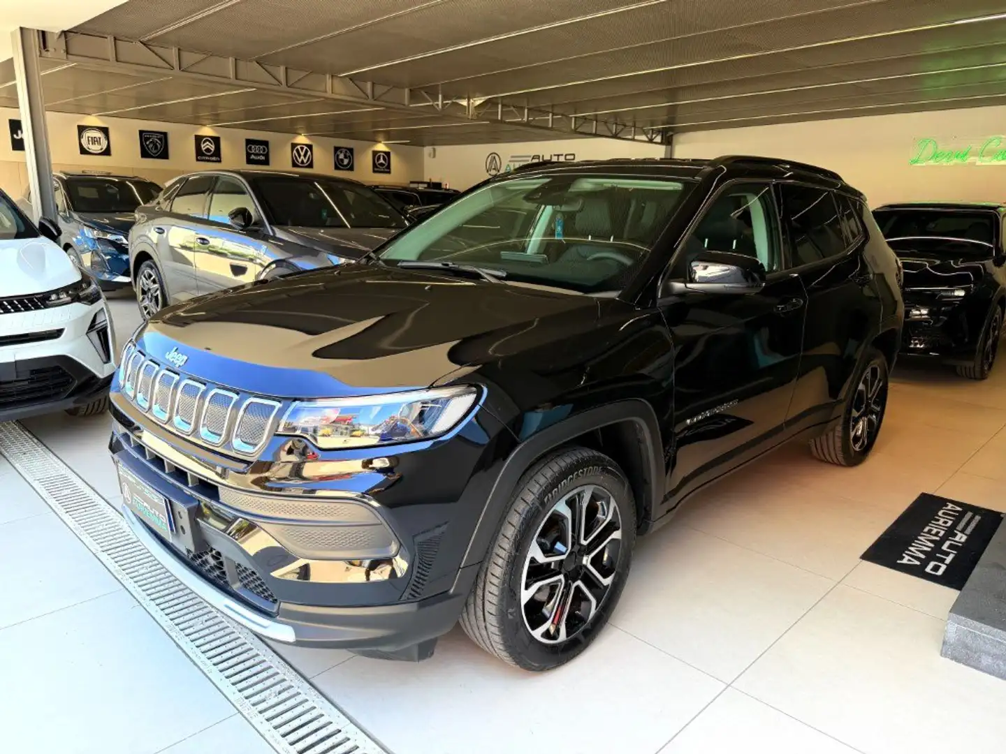 Jeep Compass 1.6 MTJ 130 CV LIMITED UFFICIALE KM 25000 Nero - 1