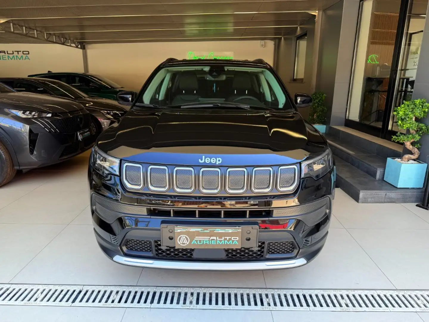 Jeep Compass 1.6 MTJ 130 CV LIMITED UFFICIALE KM 25000 Nero - 2