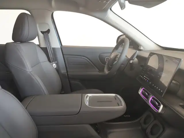 Leapmotor B10 view 13