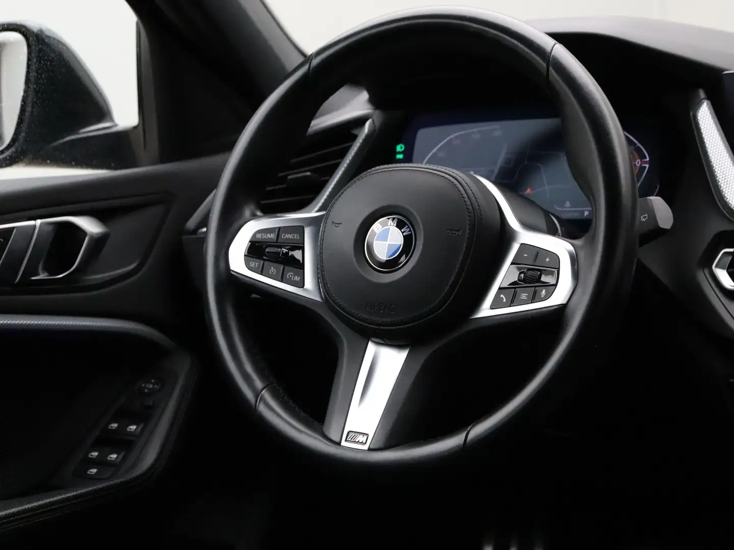 BMW 118 1-serie 118i Business Edition Plus Grijs - 2