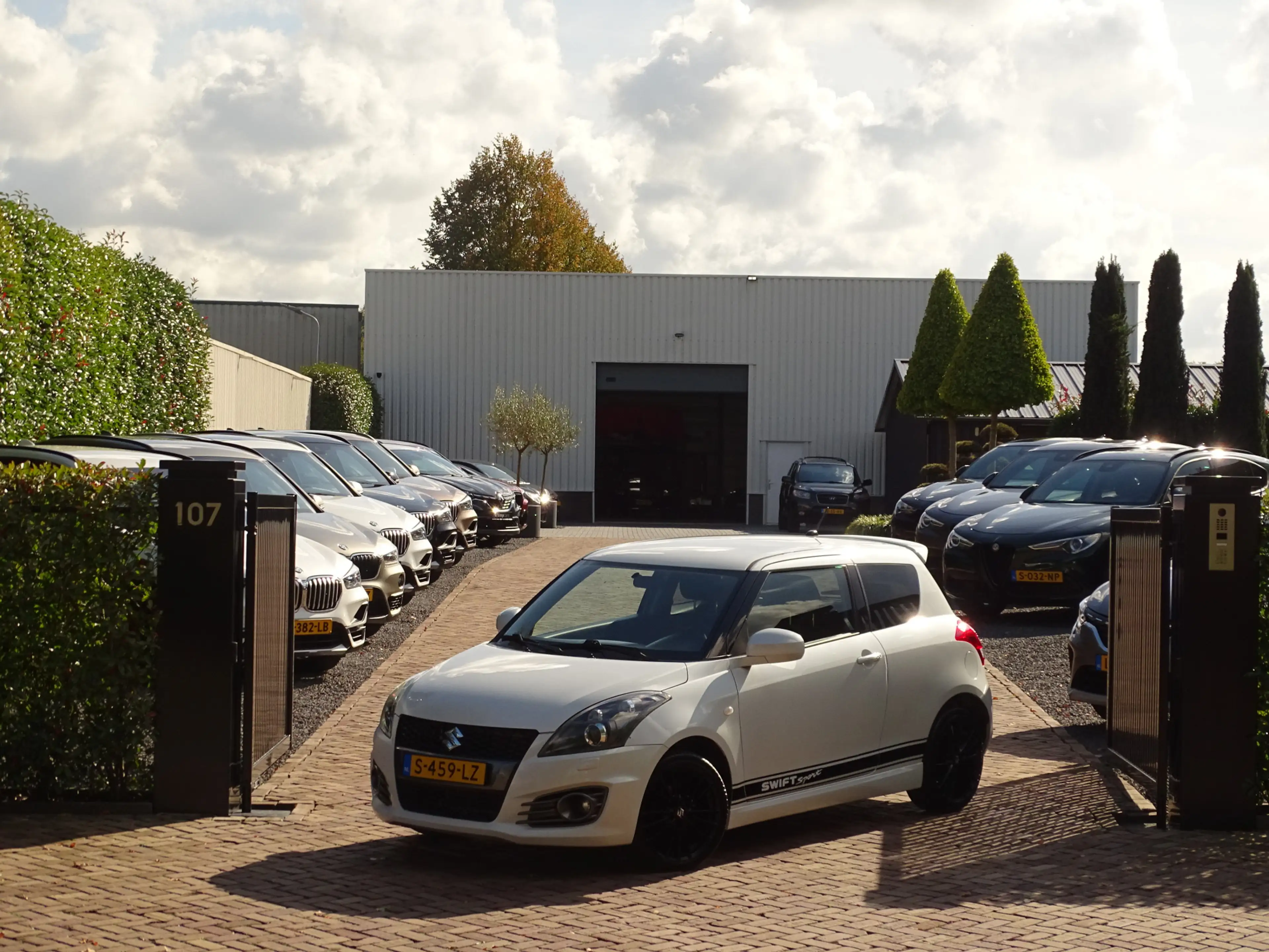 Suzuki Swift 1.6 Sport | Carplay | All Black | Pearl White | Gr — photo 21