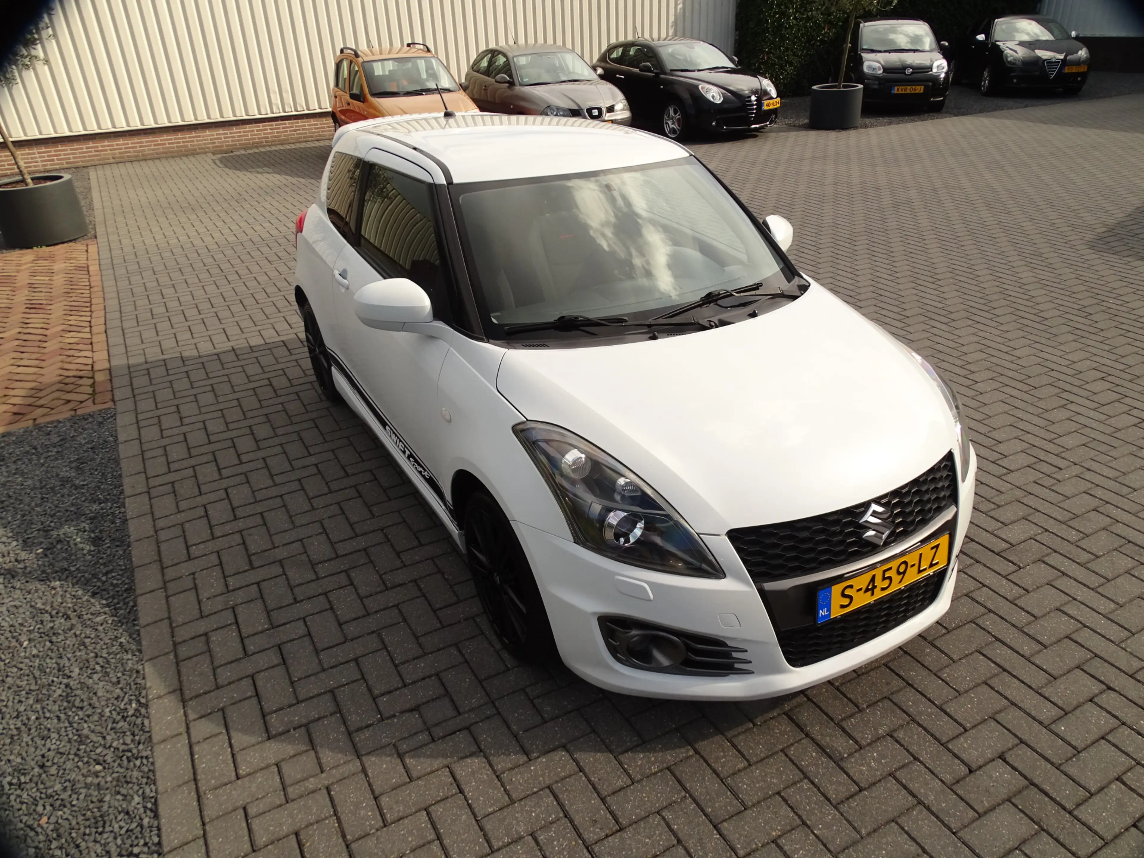 Suzuki Swift 1.6 Sport | Carplay | All Black | Pearl White | Gr — photo 16