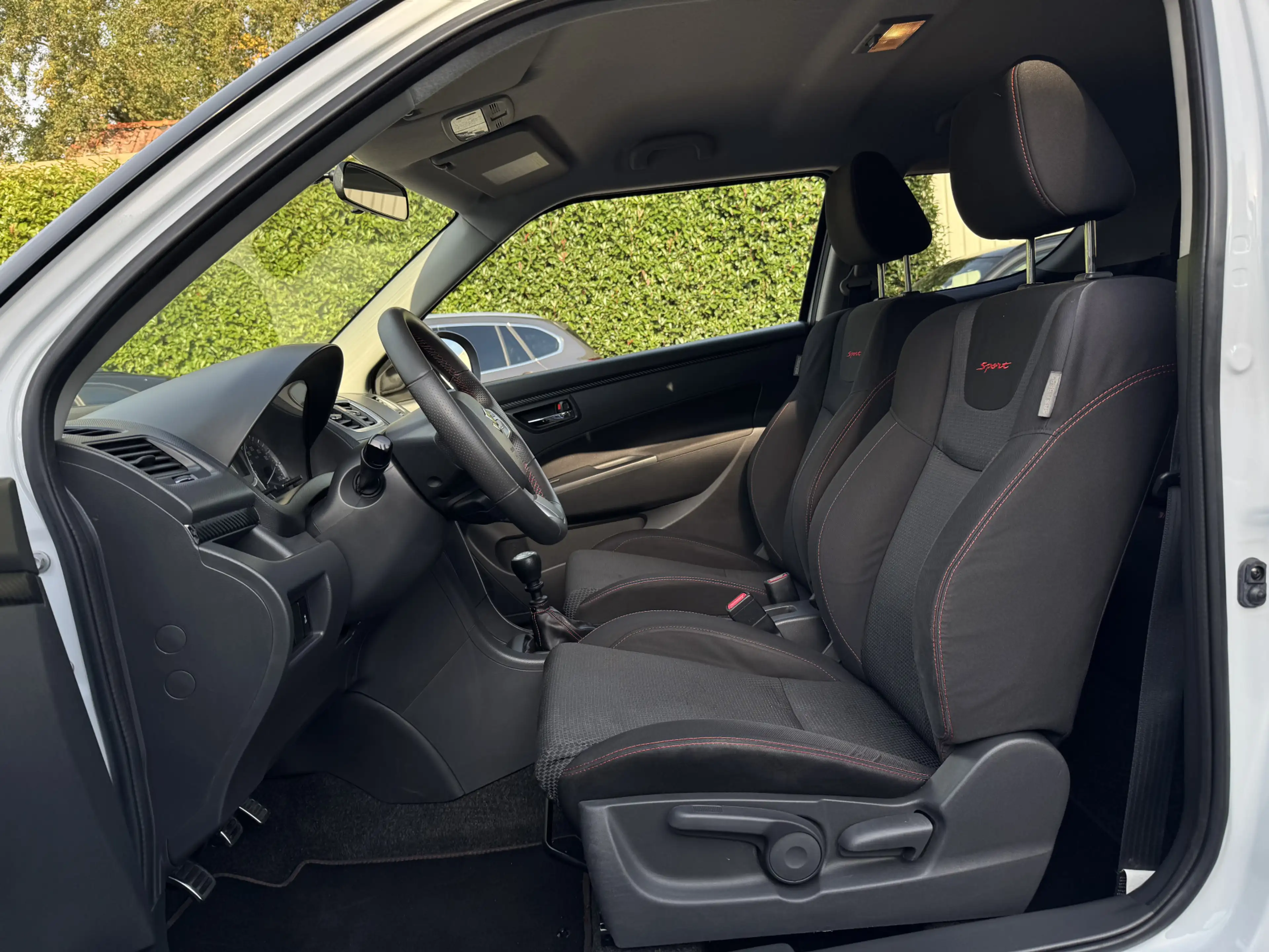Suzuki Swift 1.6 Sport | Carplay | All Black | Pearl White | Gr — photo 7