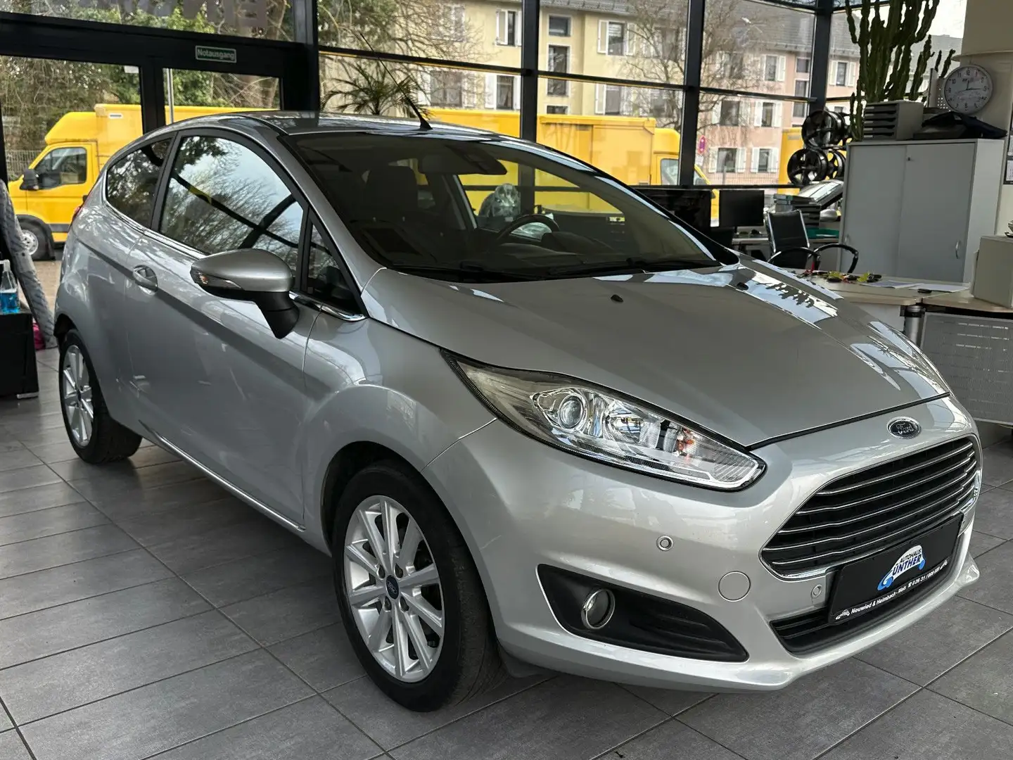 Ford Fiesta Titanium*ZR NEU*inkl. 24Mon Garantie Argent - 1