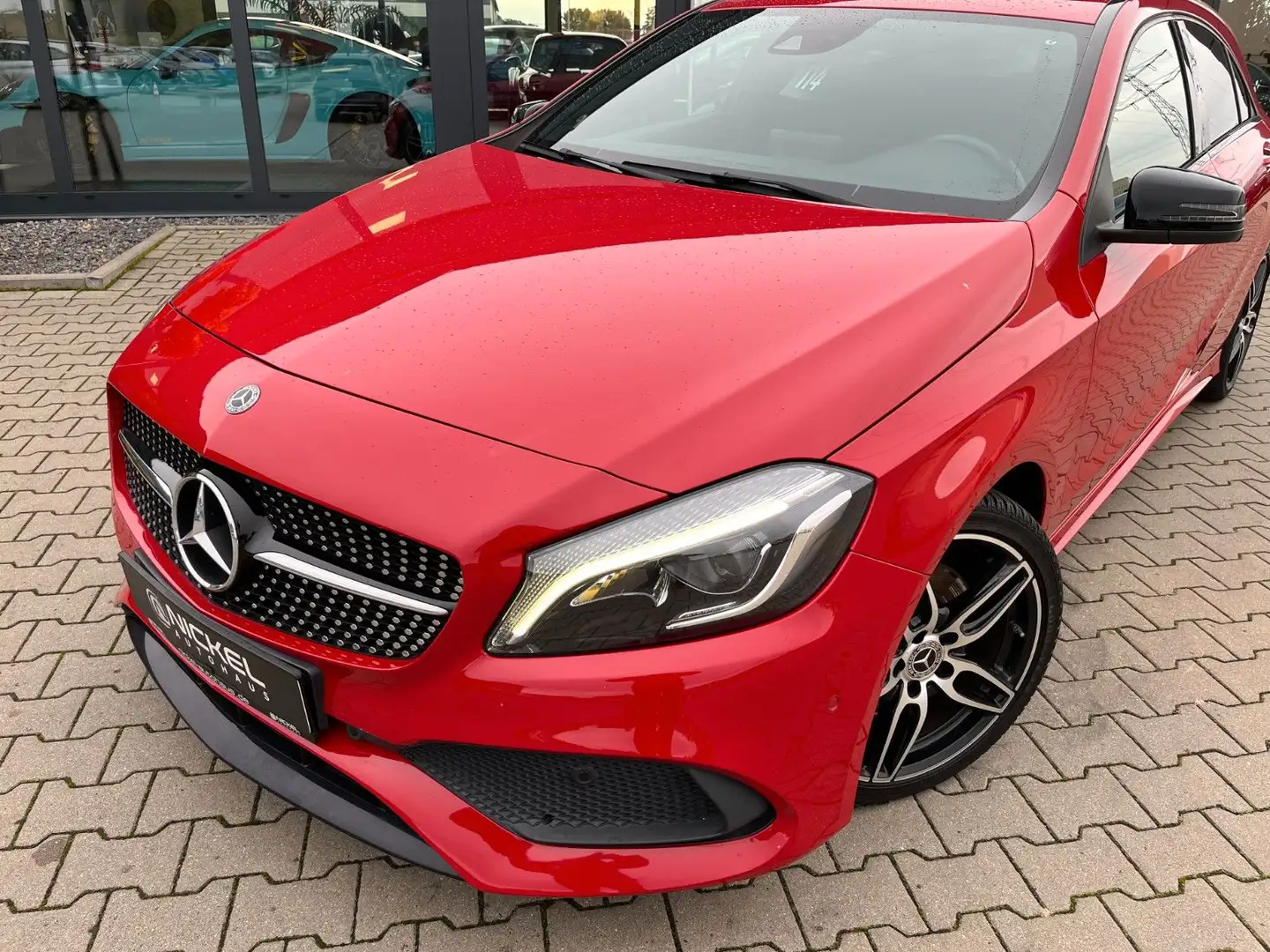 Mercedes-Benz A 250 AMG*PTS*Night*Key-Go*Shz*Voll*LED* Rood - 2