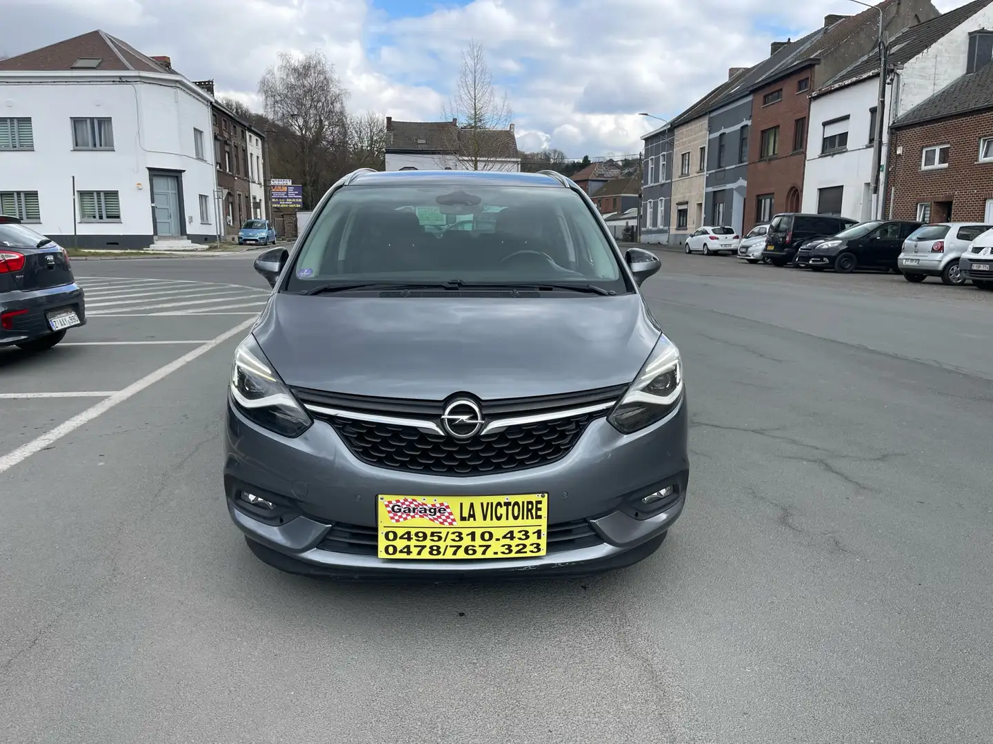 Opel Zafira Tourer 1.4 Turbo Edition 7 PLaces Boite Automatique Gris - 2
