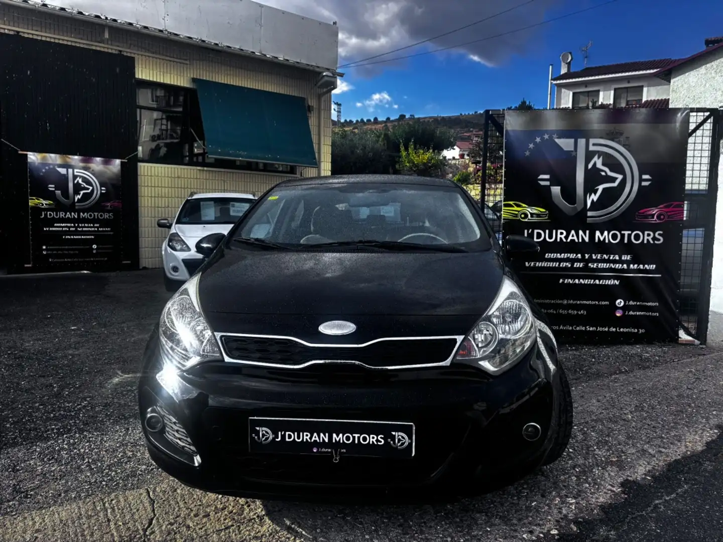 Kia Rio 1.2 Drive Negro - 2