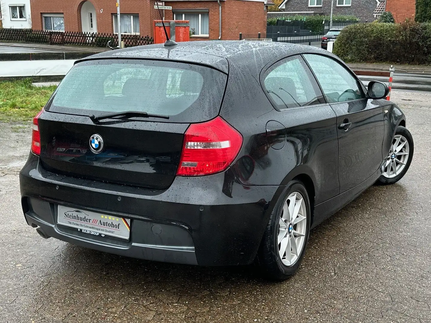 BMW 118 BMW E81 E87 118i Sport Paket Negro - 2