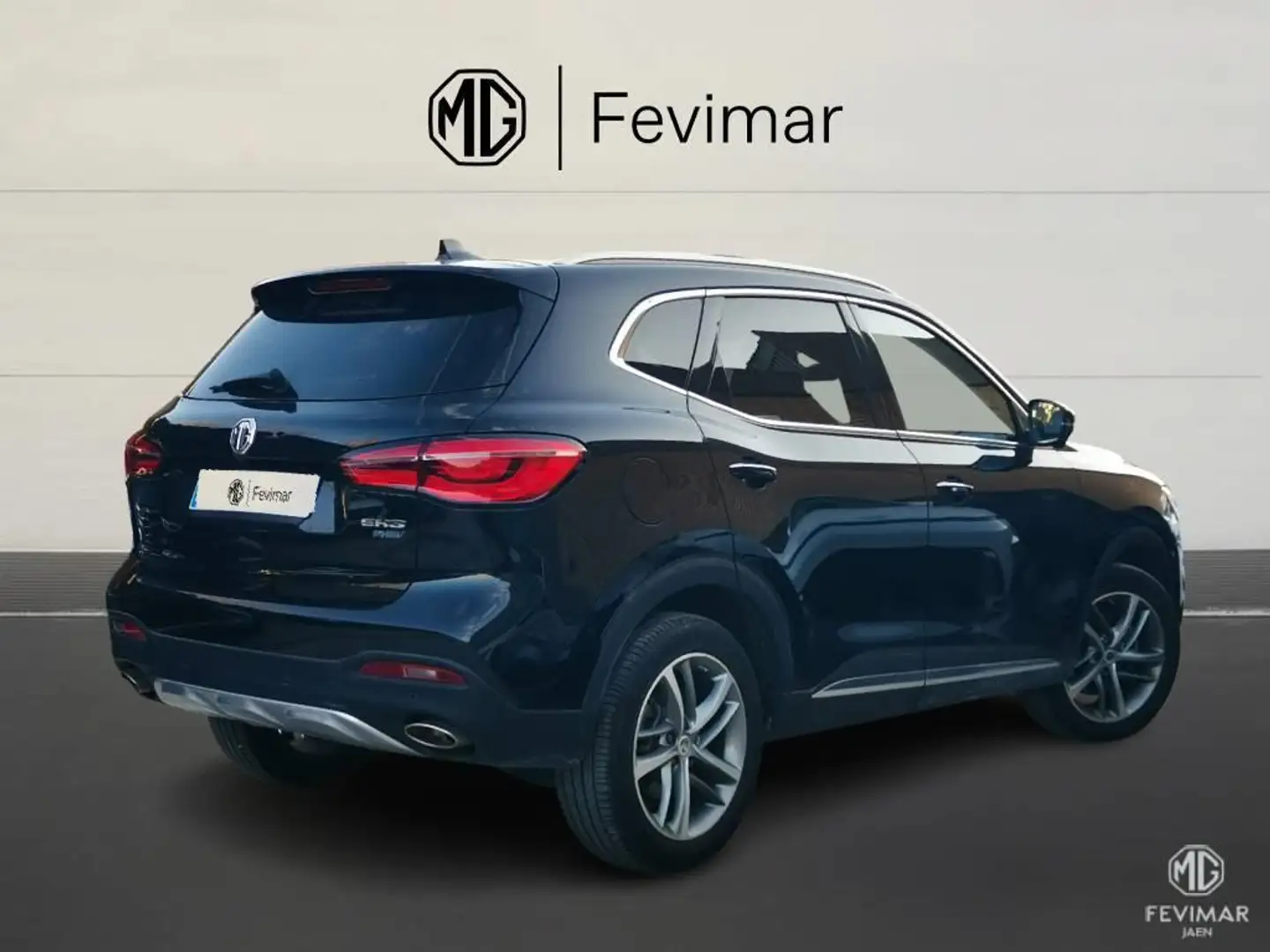 MG EHS E 1.5T-GDI PHEV Luxury - 2