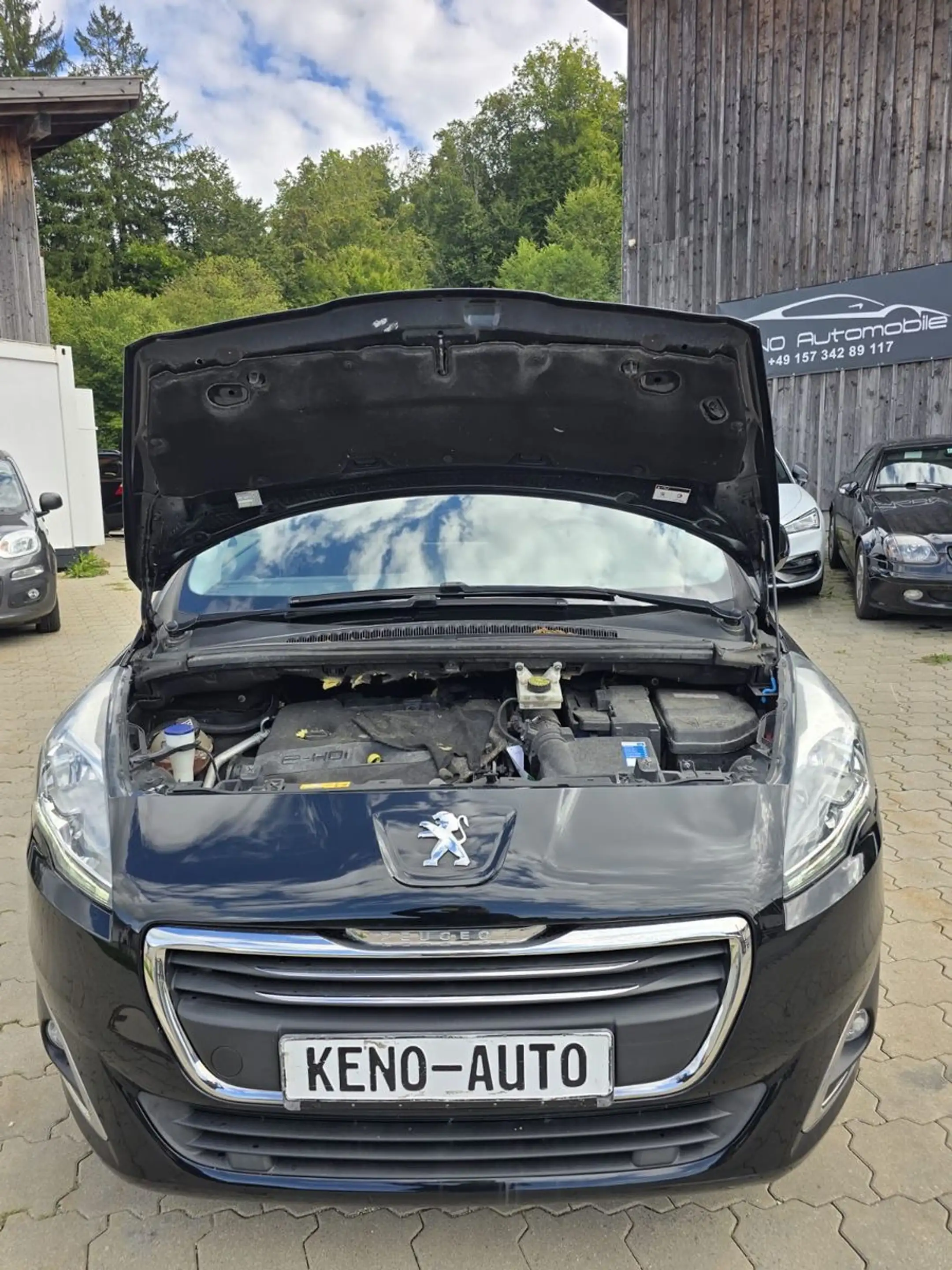 Peugeot 5008 Active — photo 31