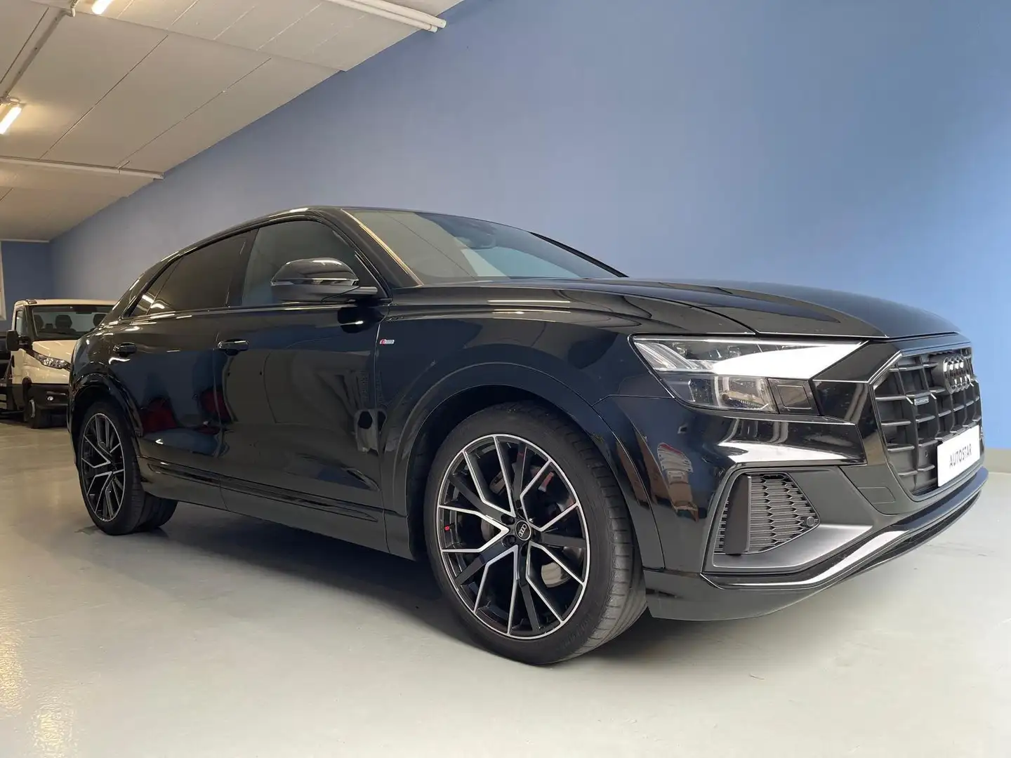 Audi Q8 50 3.0 Tdi 286 CV S-LINE Schwarz - 2