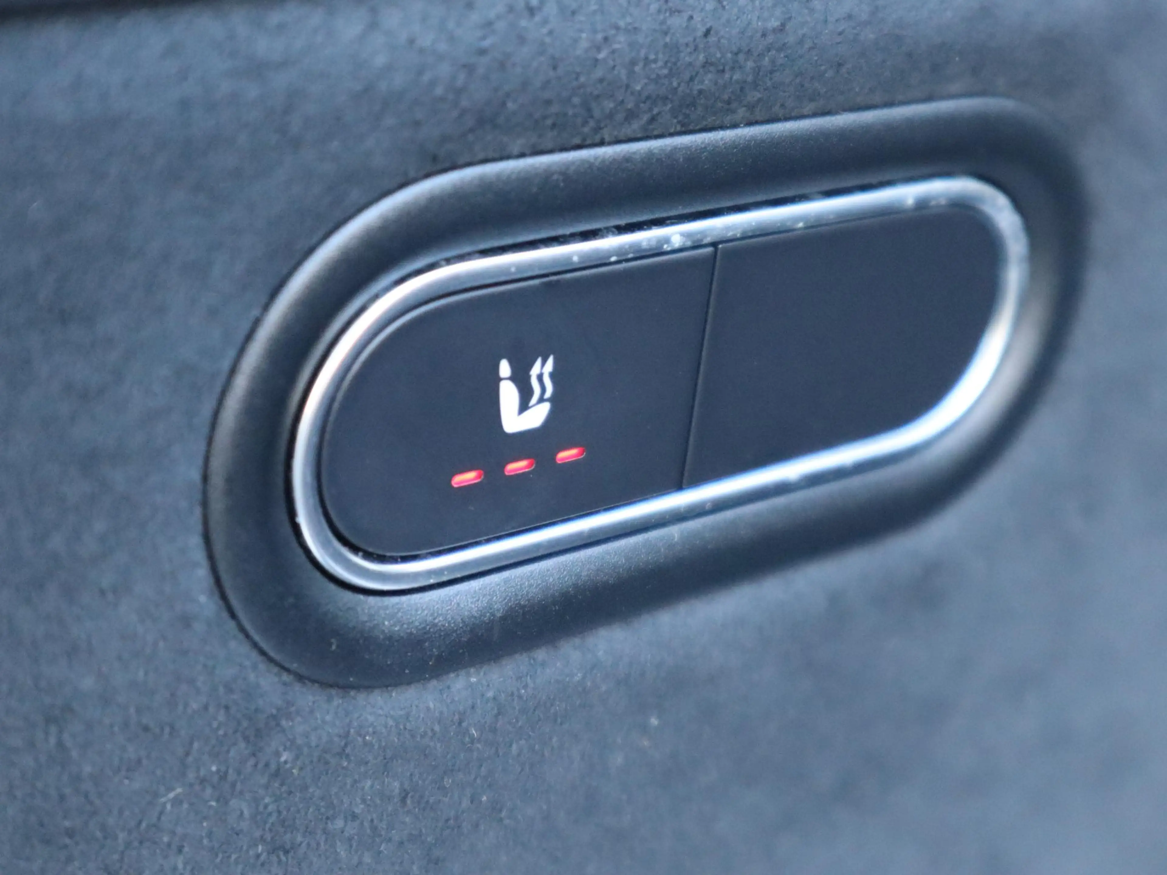 Mercedes-Benz A 250 e — photo 15