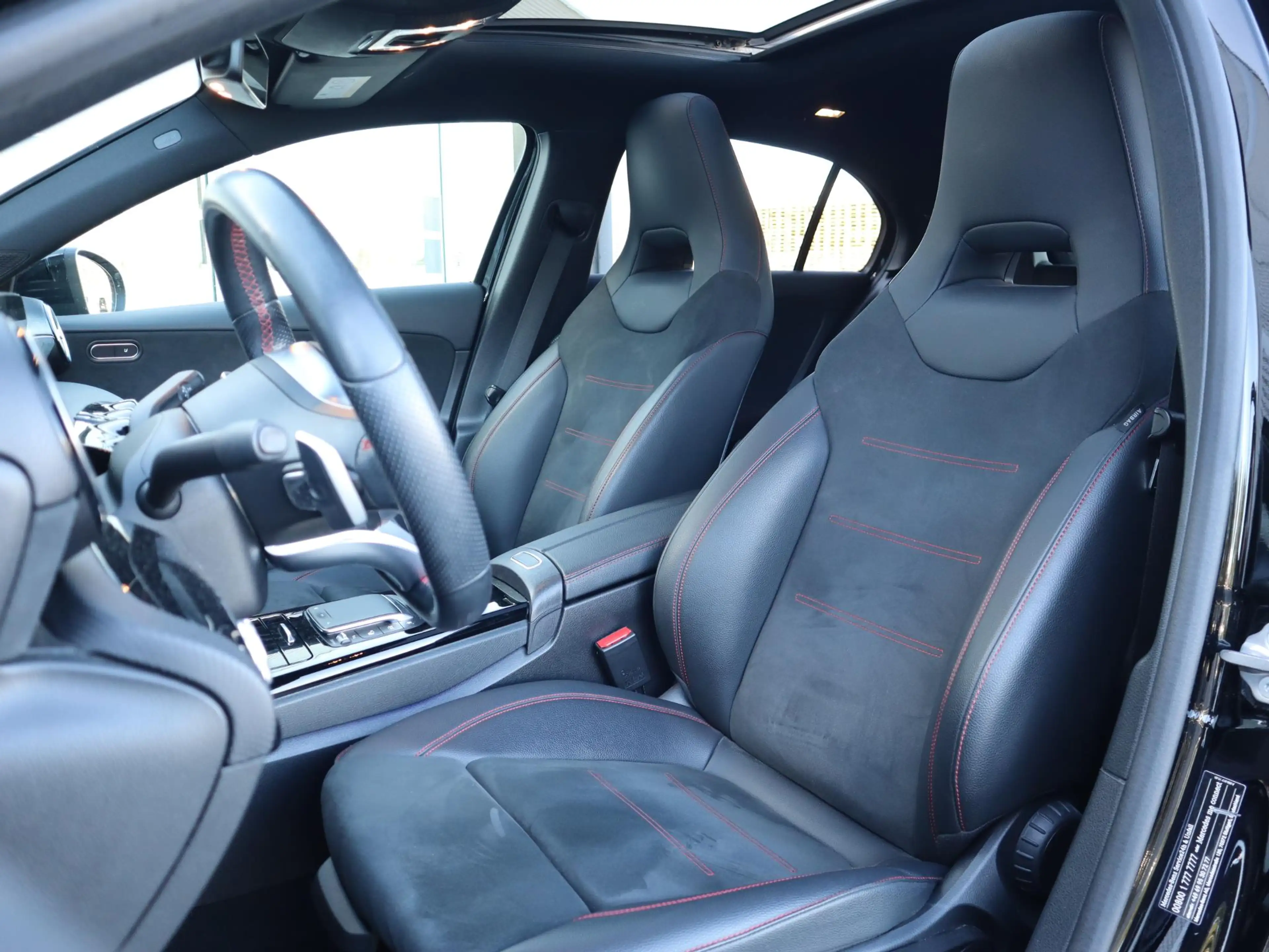 Mercedes-Benz A 250 e — photo 11