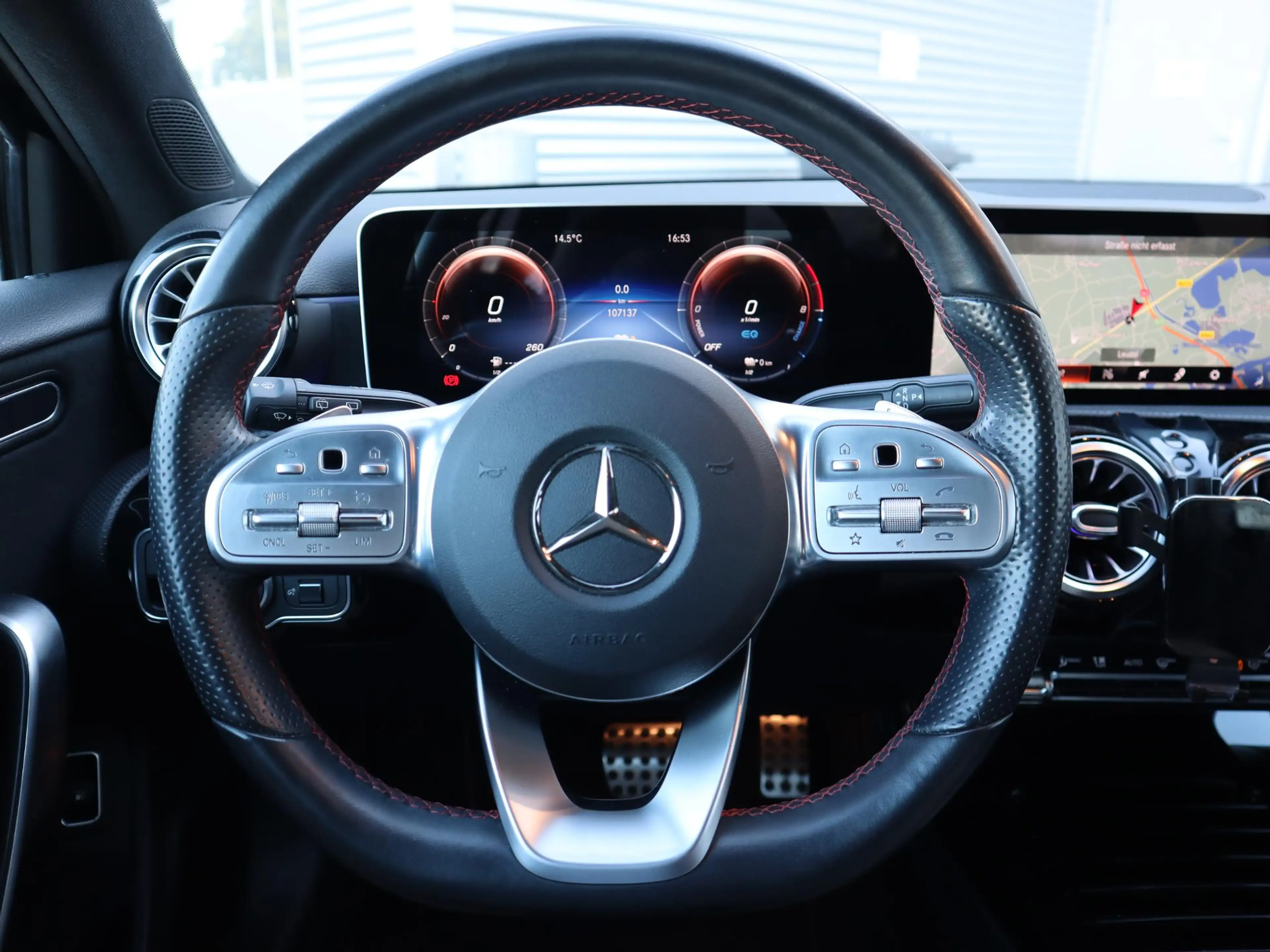 Mercedes-Benz A 250 e — photo 13