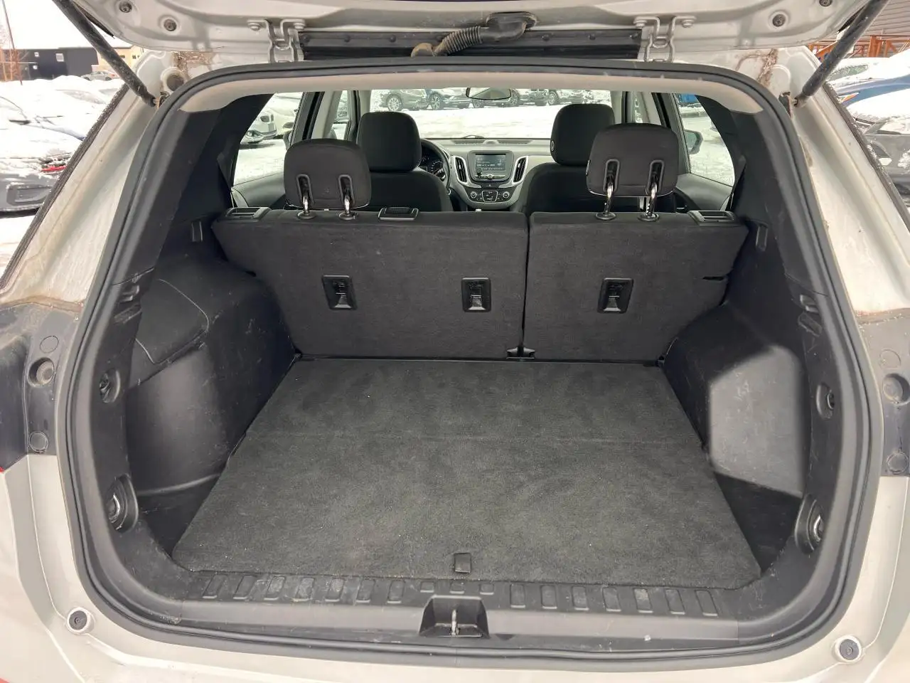 Chevrolet Equinox снимка Chevrolet Equinox