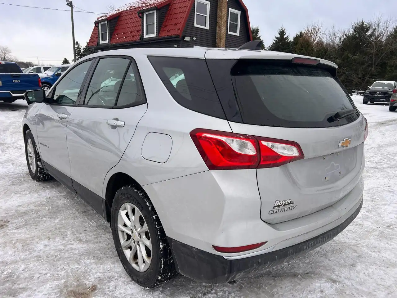 Chevrolet Equinox снимка Chevrolet Equinox