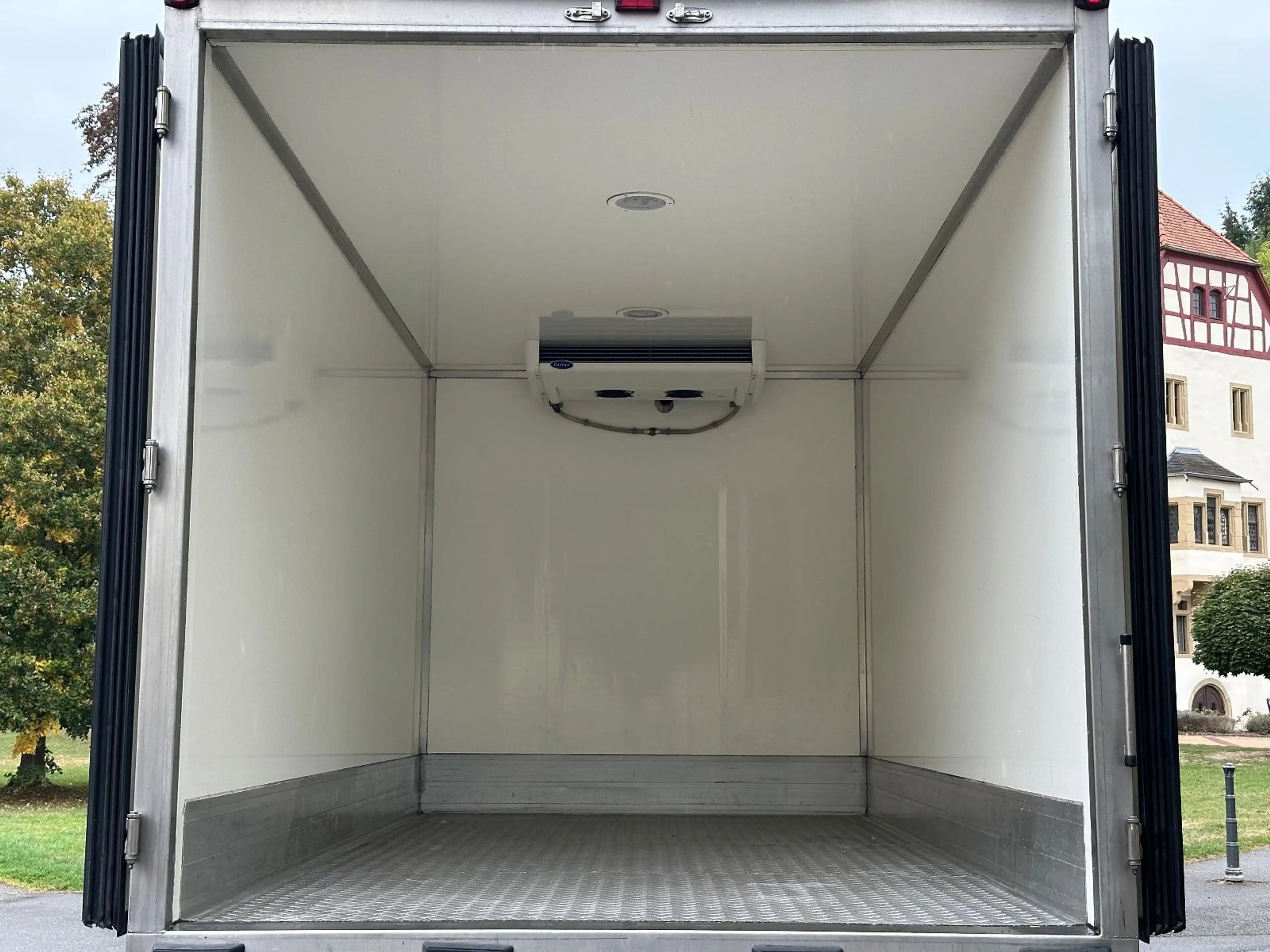 Volkswagen Crafter CRAFTER TIEFKÜHLKOFFER -29° SPURHA. KLIMA 1.HAND — photo 15