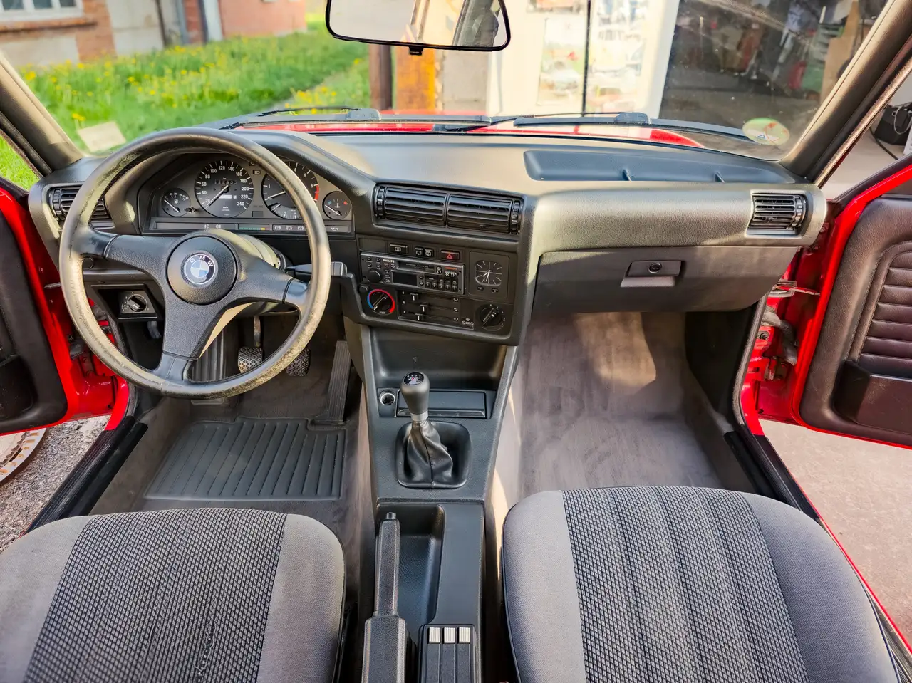 BMW 318i touring, foto 9