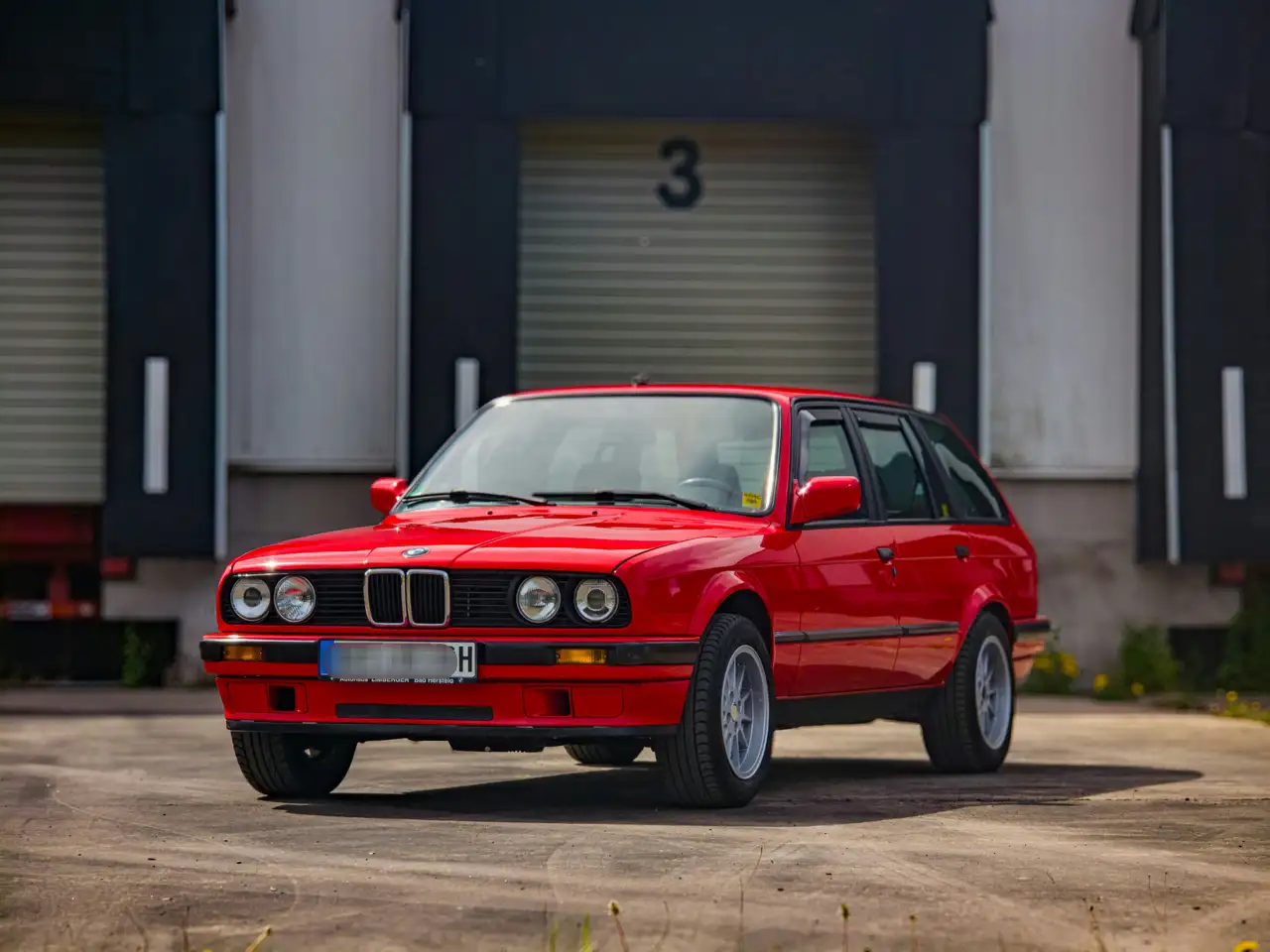 BMW 318i touring, foto 1