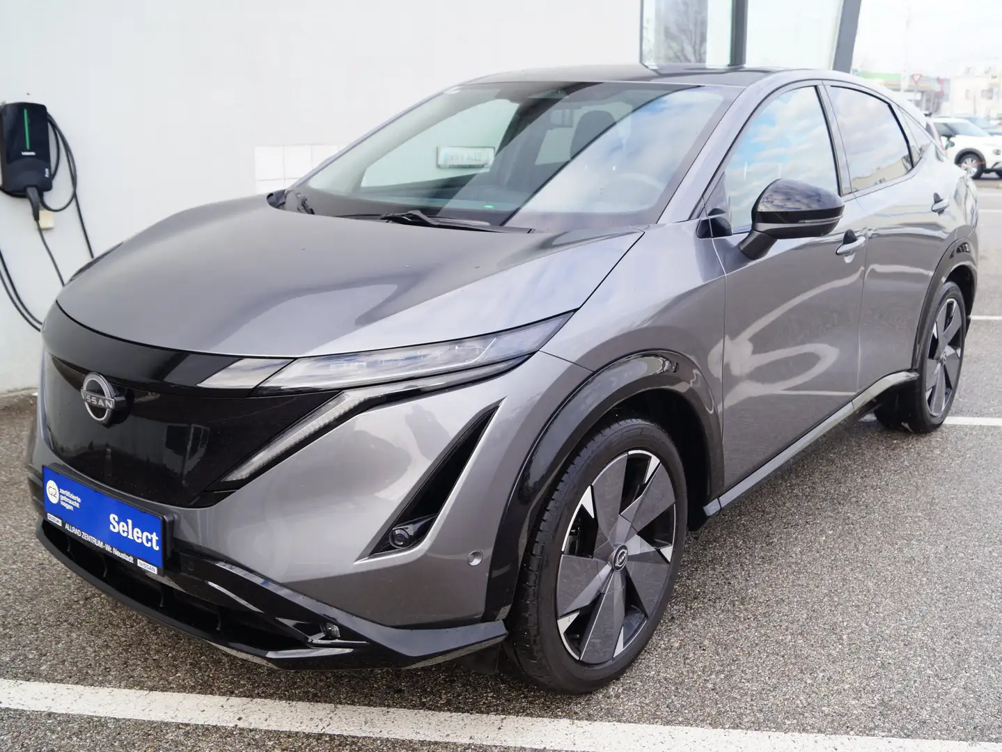 Nissan Ariya 87kWh e-4ORCE Evolve+ Aut. Gri - 1