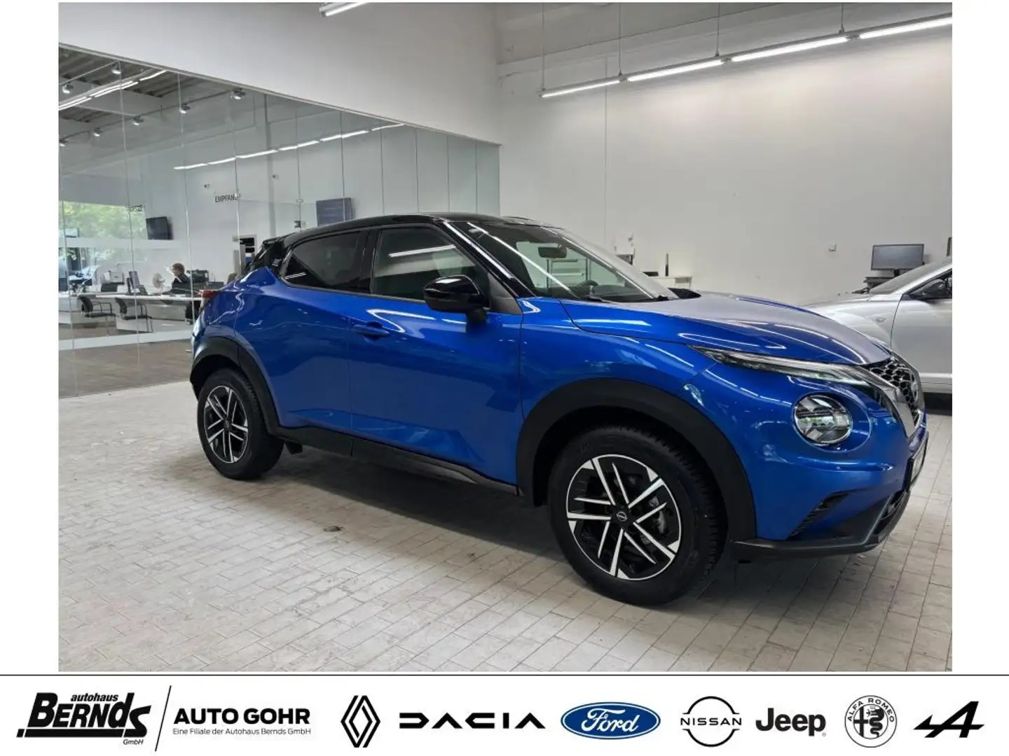 Nissan Juke 1.0 DIG-T N-Connecta KLIMAAUTOM. SITZHZG. ISO-FIX Blauw - 2