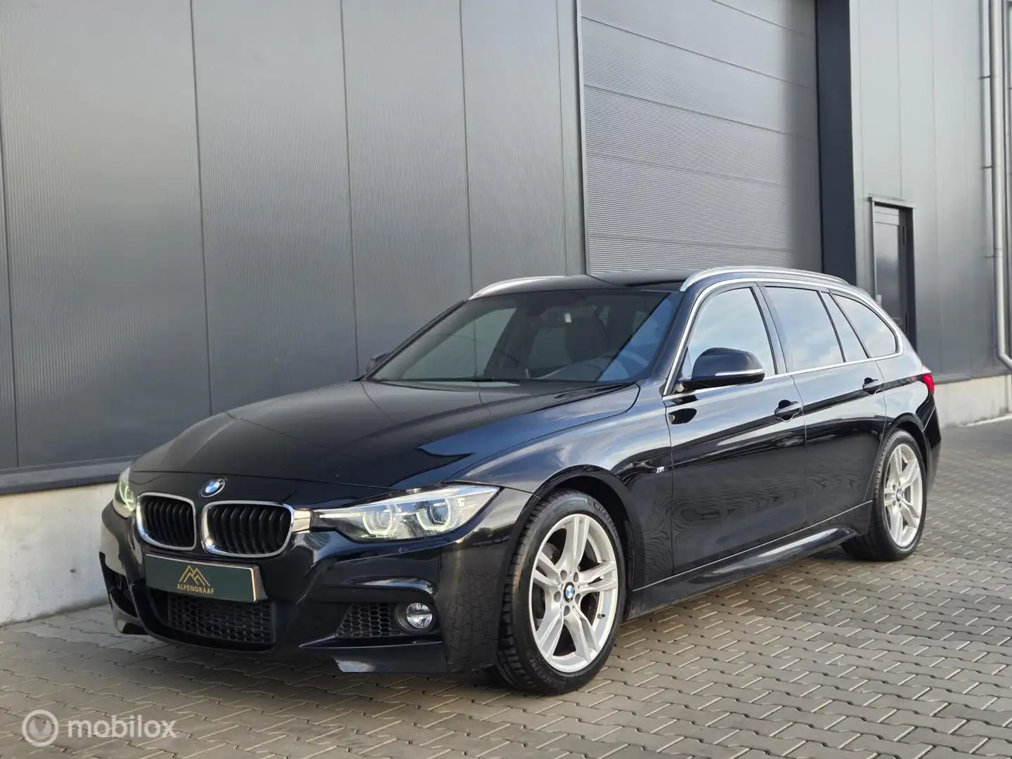 BMW 318 3-serie Touring 318i M Sport 2019|Led|Navi|Leder|V Noir - 2