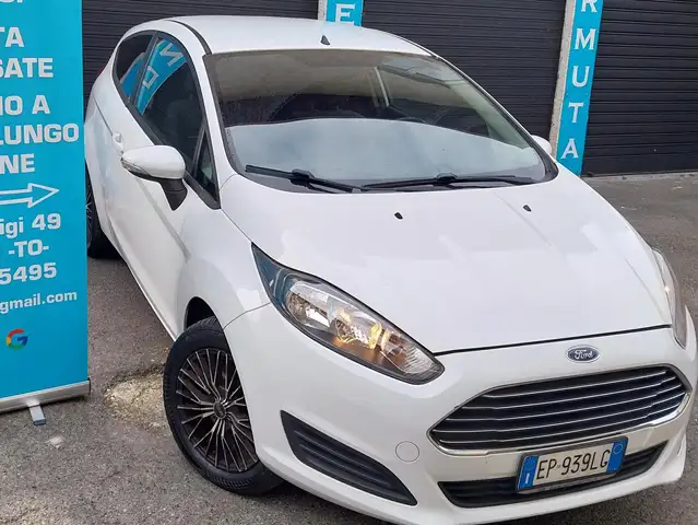 Ford Fiesta Fiesta 3p 1.4 Titanium