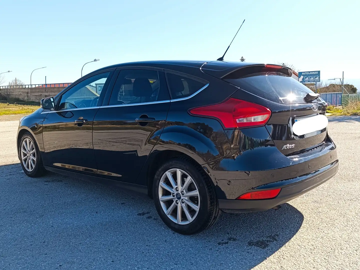 Ford Focus 1.5TDCi Titanium PS 120 Negro - 1