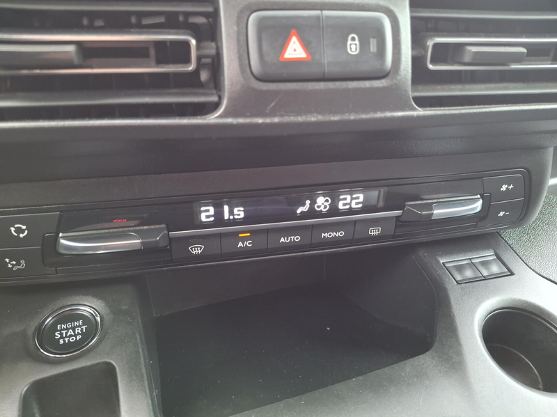 Peugeot Partner PROACE CITY Verso 1.2 Turbo Daynamic Camera Trekha — photo 14
