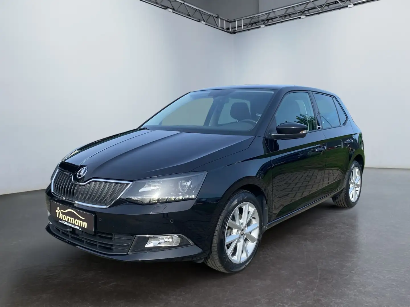 Skoda Fabia Joy 1.2 TSI Green tec TEMP PDC SHZ DAB Nero - 2