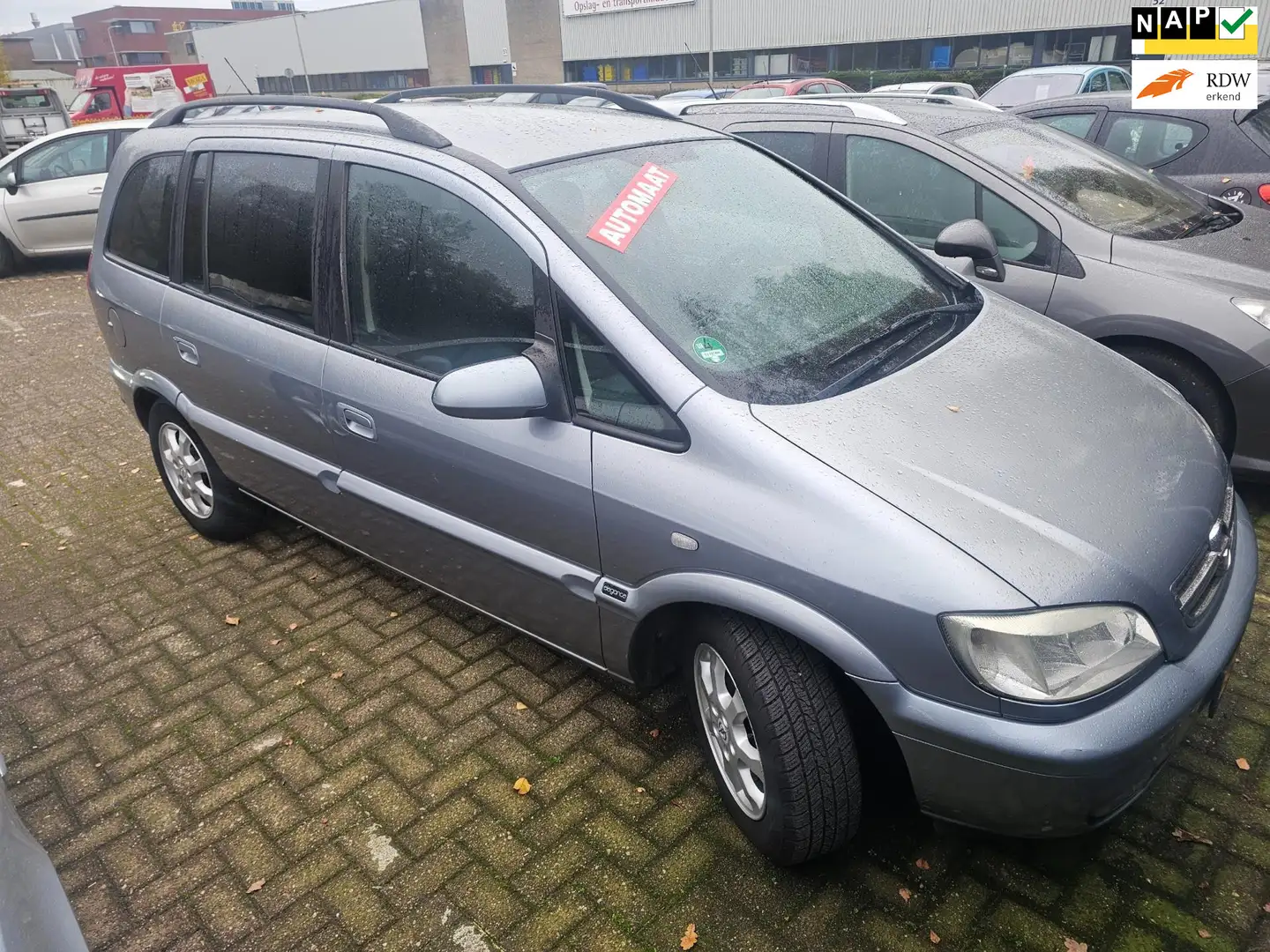 Opel Zafira 1.8-16V Elegance AUTOMAAT/7-persoons Gris - 1