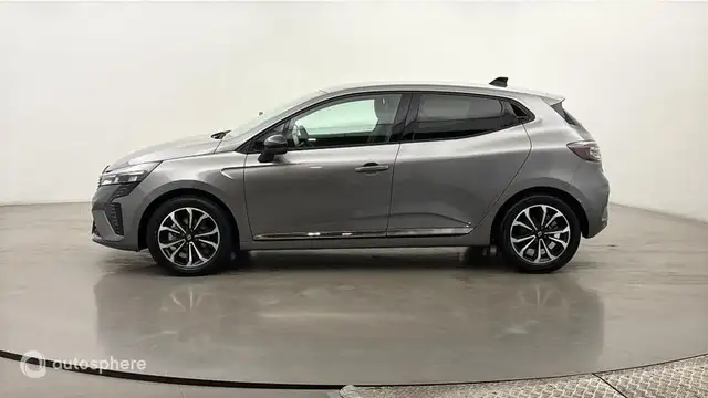 Renault Clio view 7