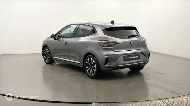 Renault Clio view 8