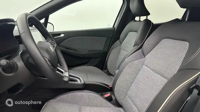 Renault Clio view 12