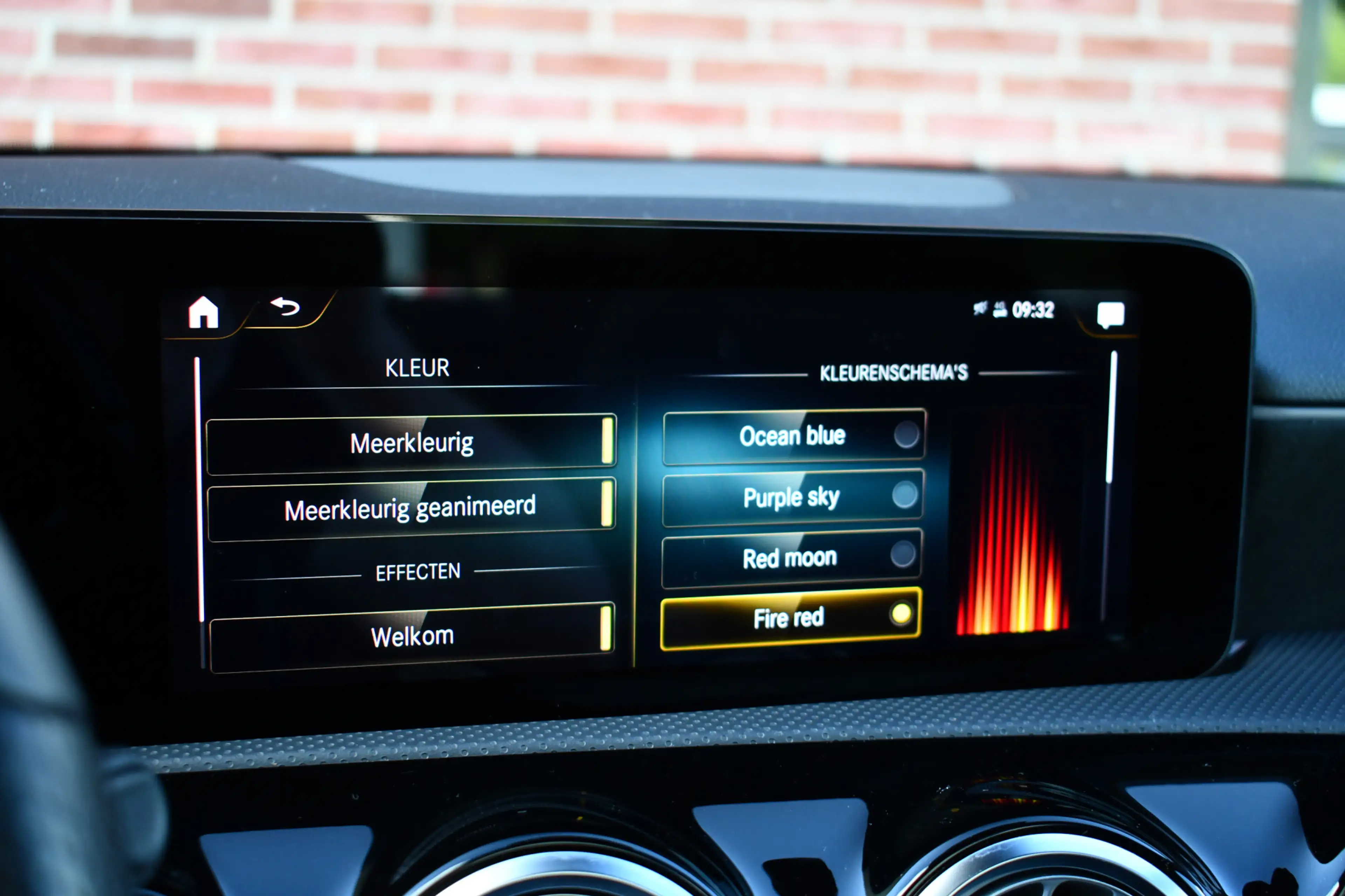 Mercedes-Benz A 250 e AMG Line Pano Night Carplay Camera — photo 15
