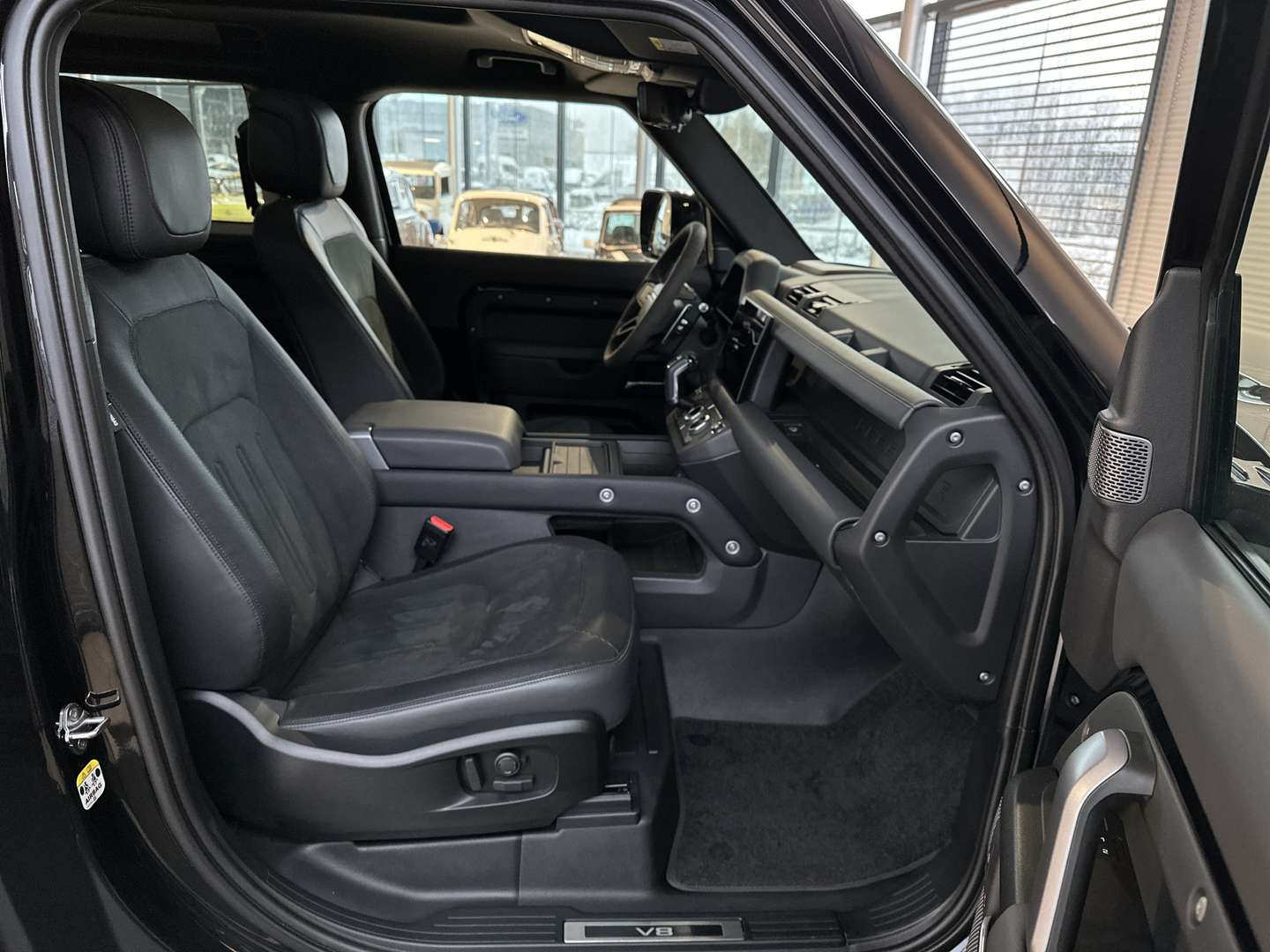 Land Rover Defender 90 Panoramadak 5.0 P525 V8 -  - Joinsteer - #2