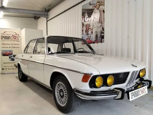 BMW E3 2500/4