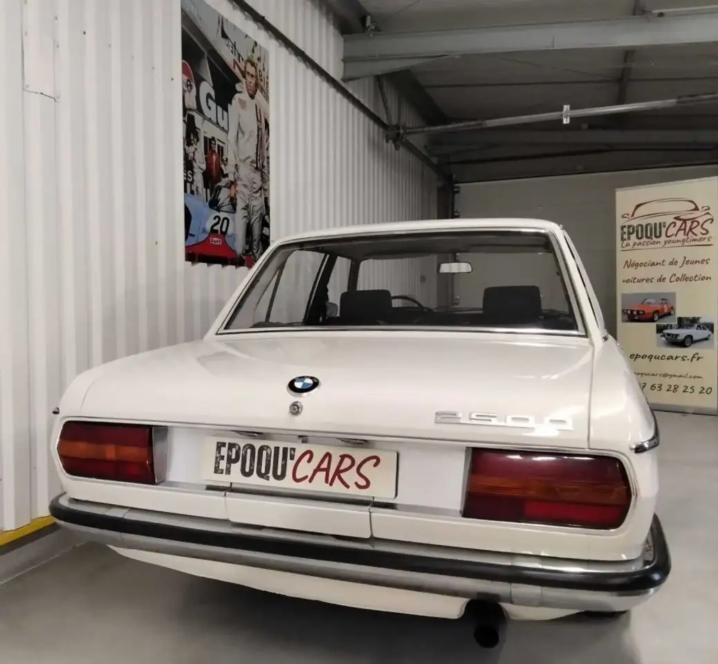 BMW E3 2500/4, foto 3