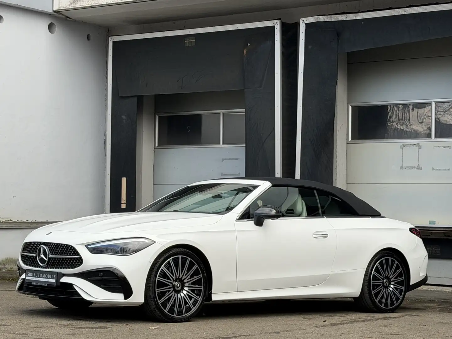 Mercedes-Benz CLE 220 D AMG Line Advanced Plus Night 360° 20 Blanc - 2