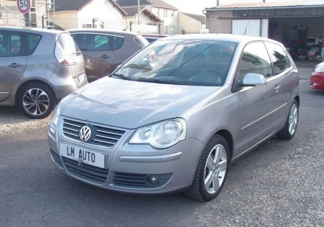 Volkswagen Polo IV (2) TDI 80 SPORT 3P