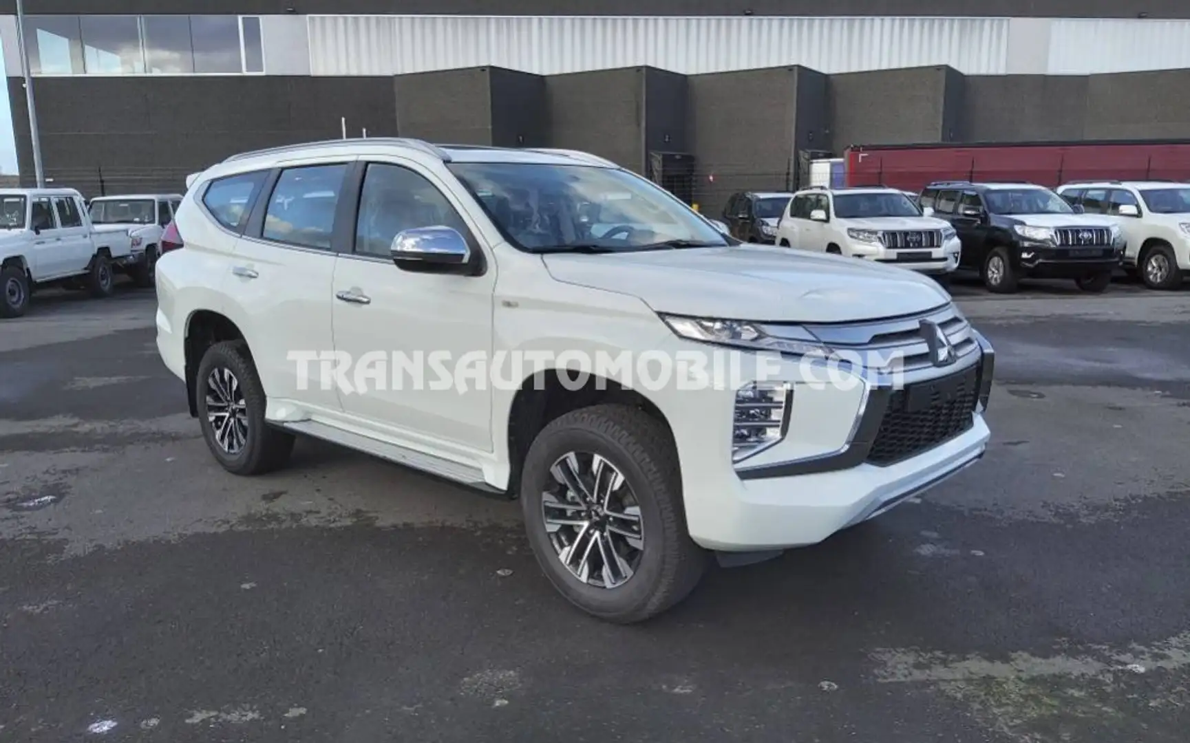 Mitsubishi Montero GLS  - EXPORT OUT EU TROPICAL VERSION - EXPORT OUT Silber - 1