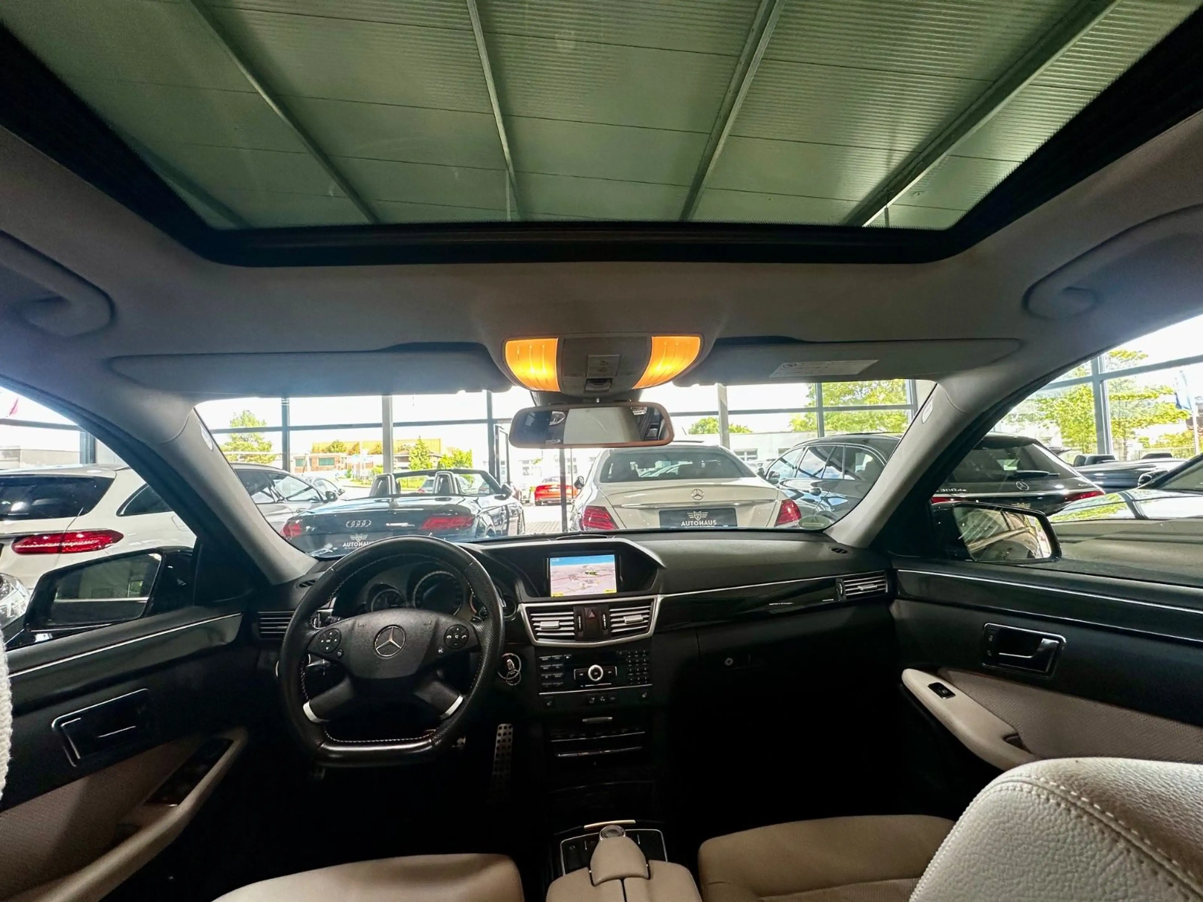 Mercedes-Benz E 250 CGI BlueEffi,Avantgarde,LED,SportPaket,TOP — photo 18