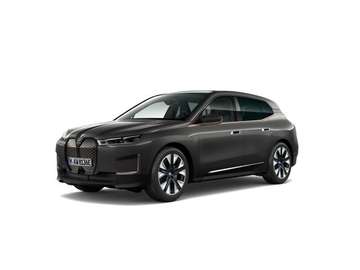 xDrive 40