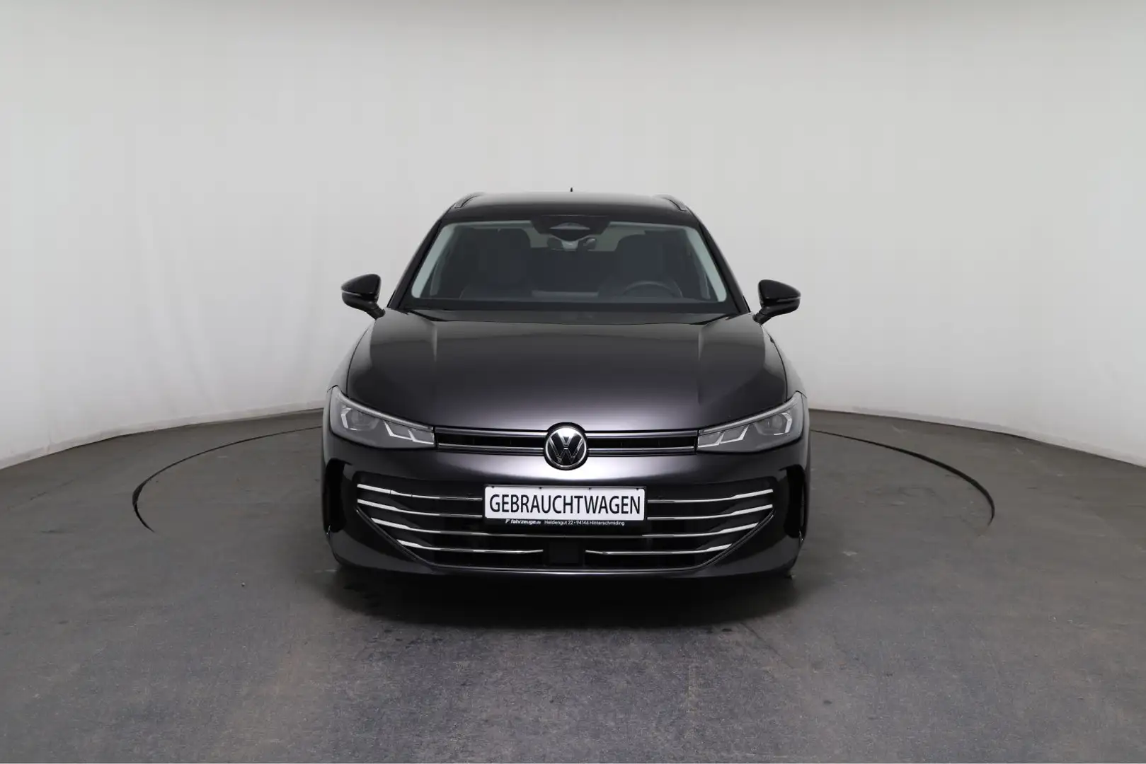 Volkswagen Passat Business 1.5 eTSI  *NAVI*ACC*LED*SHZ*Keyless* Schwarz - 2
